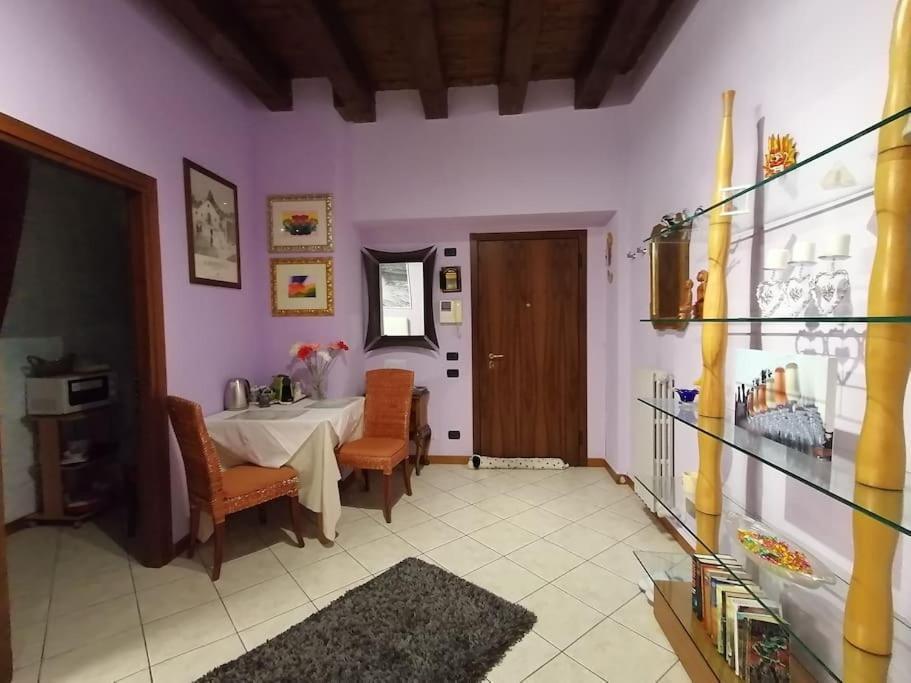 Апартаменты Monolocale In Piazza Isolo Верона Экстерьер фото