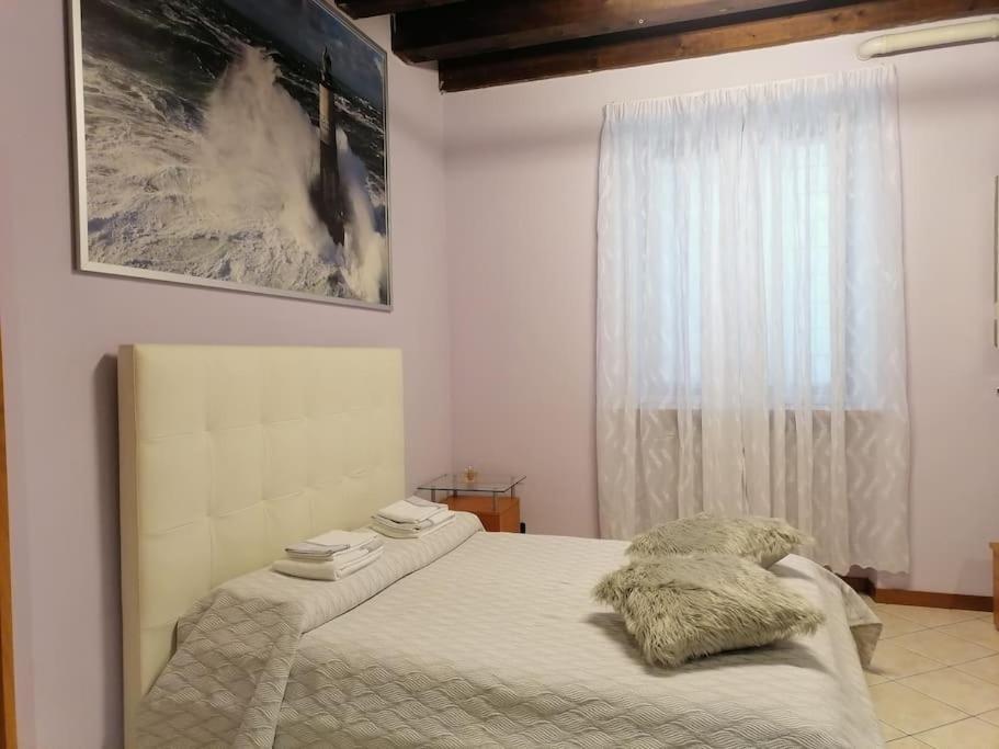 Апартаменты Monolocale In Piazza Isolo Верона Экстерьер фото